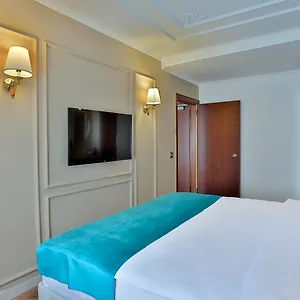 Hotel Orient Express & By Orka ***
