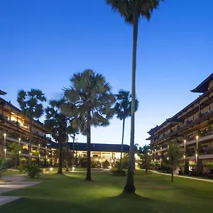 https://peninsula-beach-resort.hotelsseminyak.net
