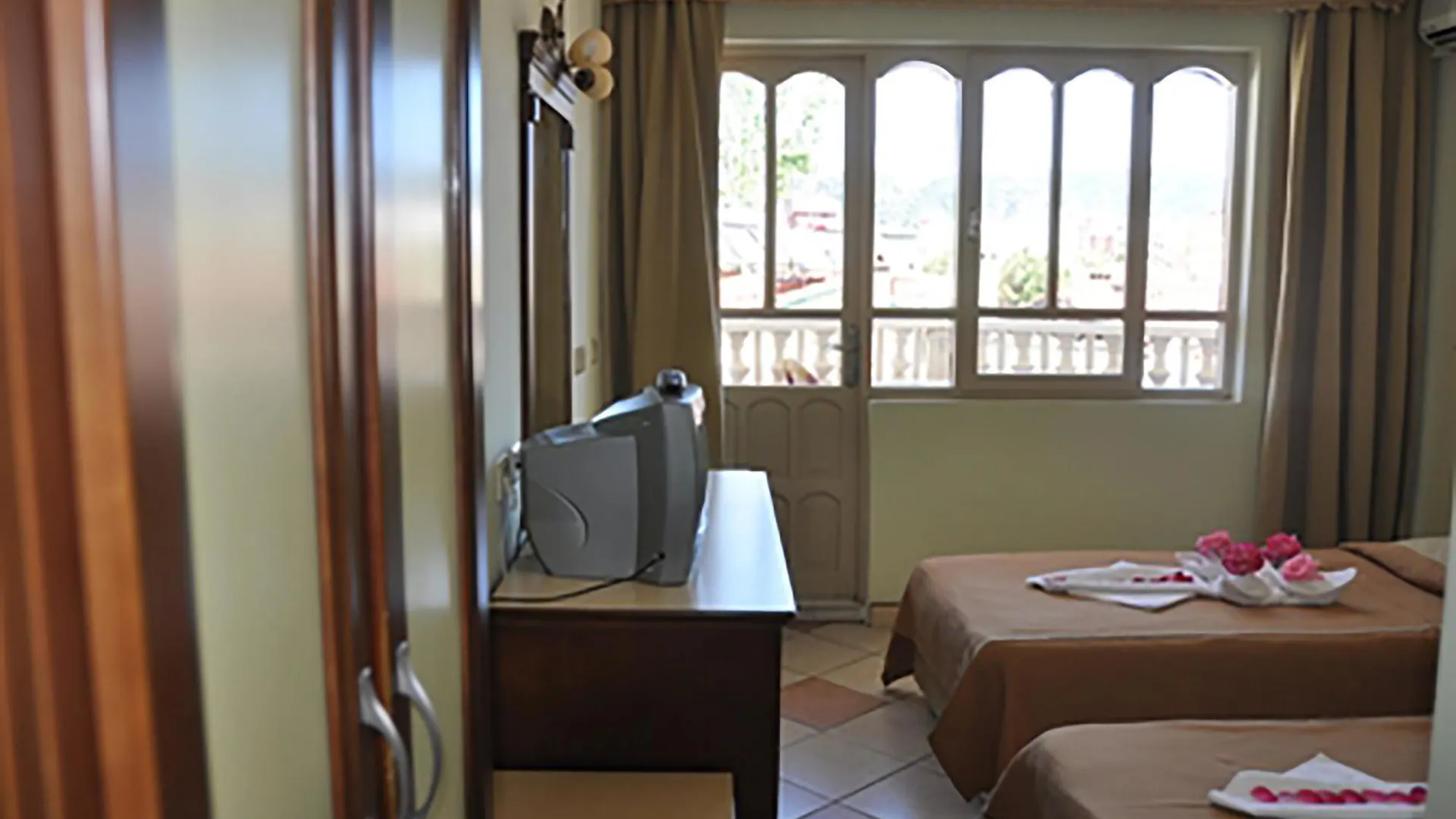 Selen Hotel Marmaris 2*,  Turcja